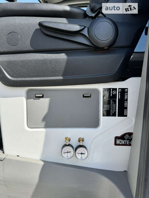 Автовоз Mercedes-Benz Sprinter 2011 в Рівному