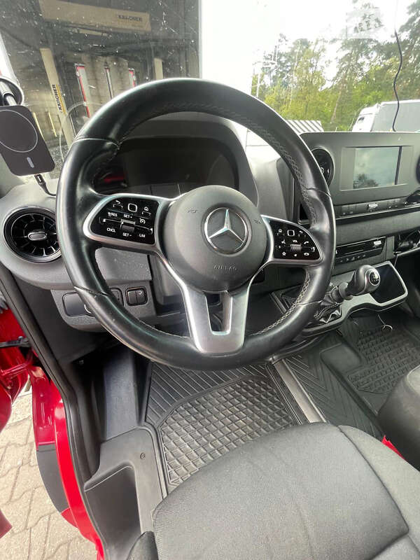 Вантажний фургон Mercedes-Benz Sprinter 2019 в Снятині фото 33 Вантажний фургон Mercedes-Benz Sprinter 2019 в Снятині