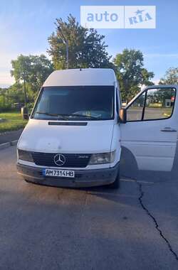 Грузовой фургон Mercedes-Benz Sprinter 1999 в Коростене