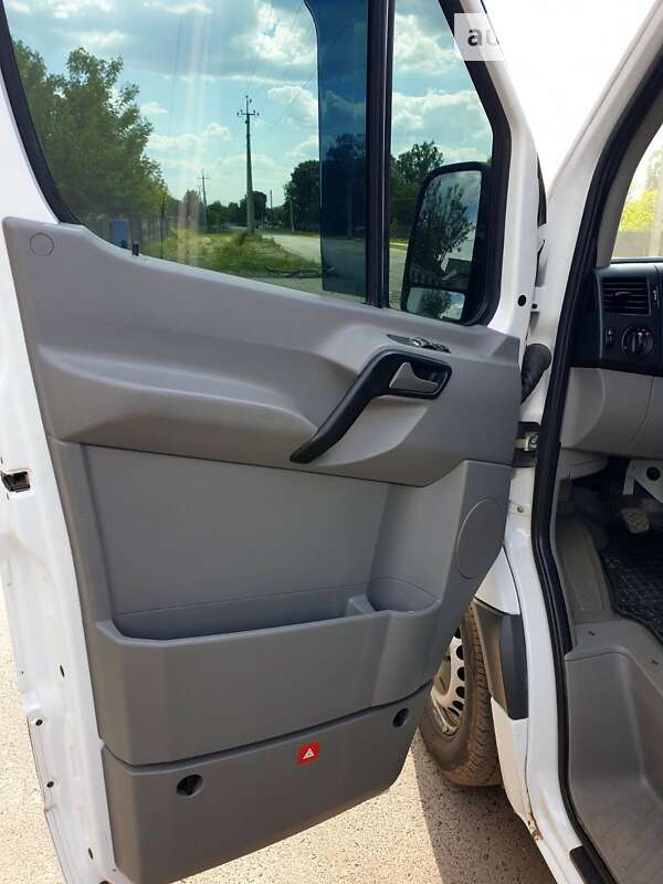 Грузовой фургон Mercedes-Benz Sprinter 2016 в Новомиргороде