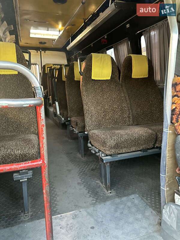 Мікроавтобус Mercedes-Benz Sprinter 2002 в Дніпрі