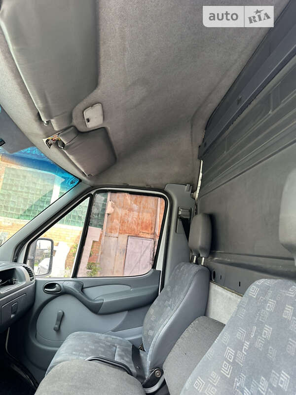 Грузовой фургон Mercedes-Benz Sprinter 2003 в Хмельницком