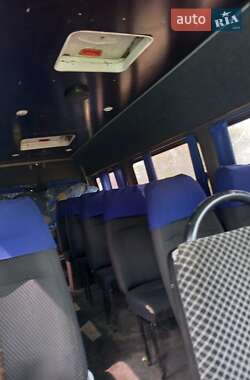 Микроавтобус Mercedes-Benz Sprinter 2000 в 
