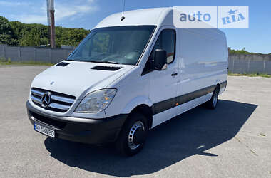 Вантажний фургон Mercedes-Benz Sprinter 2013 в Вінниці