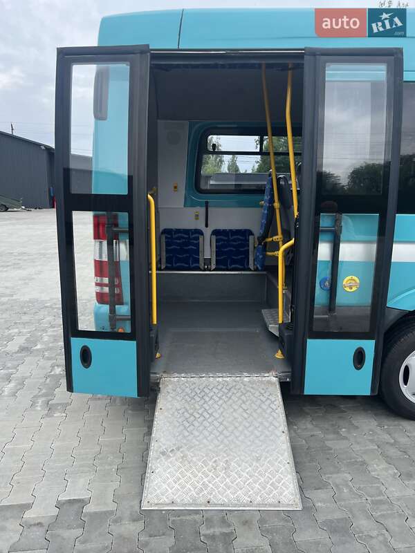 Городской автобус Mercedes-Benz Sprinter 2010 в Ковеле