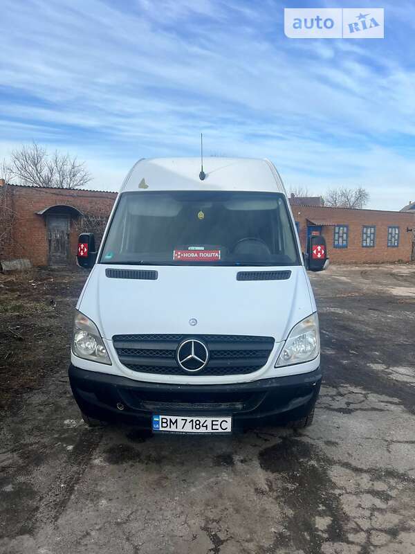 Грузовой фургон Mercedes-Benz Sprinter 2009 в 