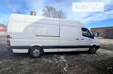 Грузовой фургон Mercedes-Benz Sprinter 2009 в 