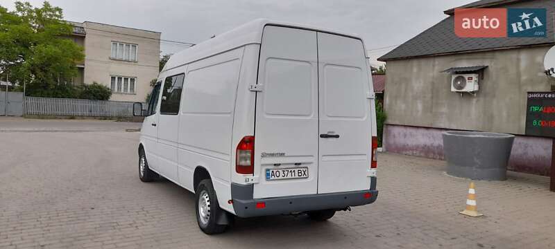 Мікроавтобус Mercedes-Benz Sprinter 2003 в Іршаві