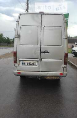 Грузовой фургон Mercedes-Benz Sprinter 2003 в Лубнах