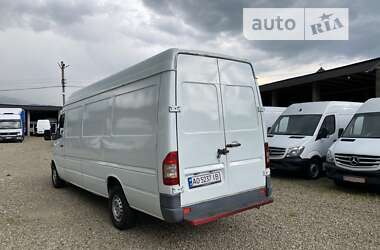 Вантажний фургон Mercedes-Benz Sprinter 2001 в Мукачевому