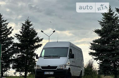 Грузовой фургон Mercedes-Benz Sprinter 2005 в Мукачево