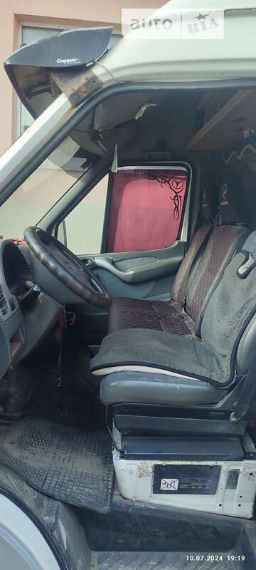 Грузовой фургон Mercedes-Benz Sprinter 2005 в Тернополе фото 4 Грузовой фургон Mercedes-Benz Sprinter 2005 в Тернополе