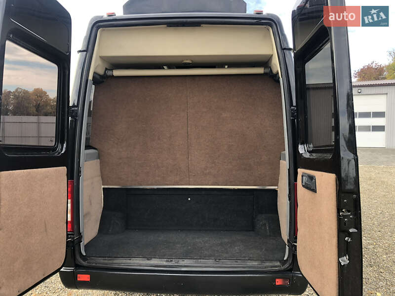 Микроавтобус Mercedes-Benz Sprinter 2004 в Черновцах