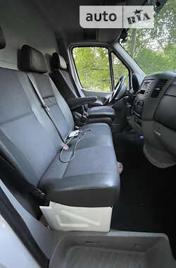 Вантажний фургон Mercedes-Benz Sprinter 2012 в 