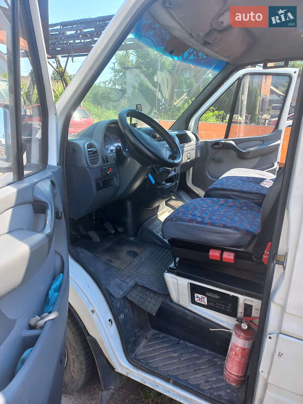 Микроавтобус Mercedes-Benz Sprinter 2005 в Фастове фото 9 Микроавтобус Mercedes-Benz Sprinter 2005 в Фастове