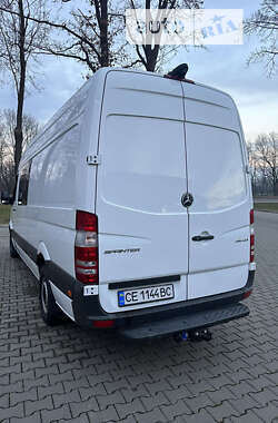 Грузовой фургон Mercedes-Benz Sprinter 2015 в 