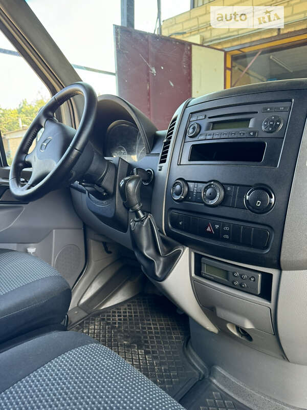 Грузовой фургон Mercedes-Benz Sprinter 2011 в Харькове