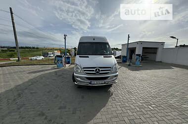 Грузопассажирский фургон Mercedes-Benz Sprinter 2012 в Черновцах