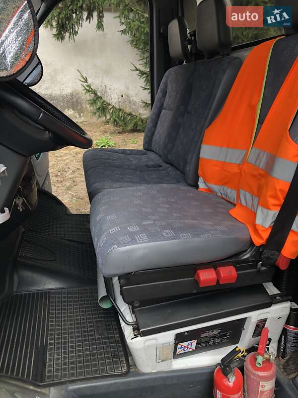 Автовоз Mercedes-Benz Sprinter 2004 в Хмельницком