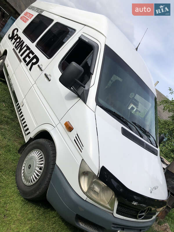 Mercedes-Benz Sprinter 2005