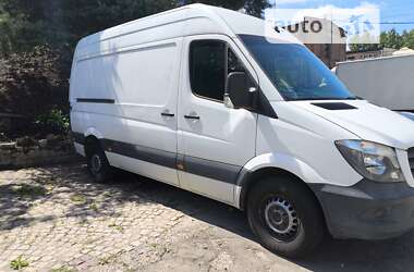 Грузовой фургон Mercedes-Benz Sprinter 2015 в Львове