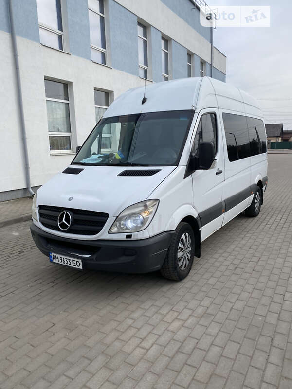 Mercedes-Benz Sprinter 2011