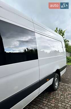 Микроавтобус Mercedes-Benz Sprinter 2022 в 
