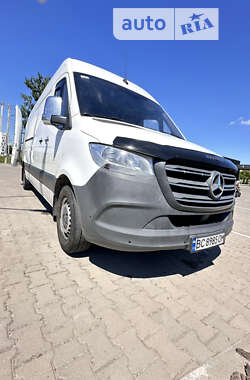 Грузовой фургон Mercedes-Benz Sprinter 2018 в Львове