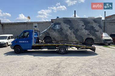 Эвакуатор Mercedes-Benz Sprinter 2002 в 