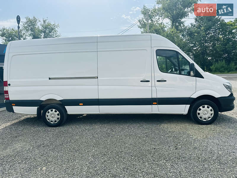 Грузовой фургон Mercedes-Benz Sprinter 2017 в Иршаве