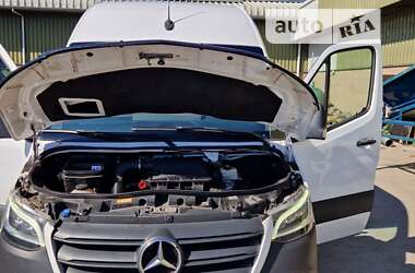 Мікроавтобус Mercedes-Benz Sprinter 2018 в 