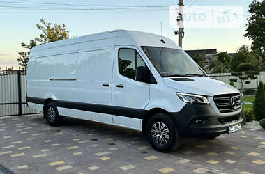 Вантажний фургон Mercedes-Benz Sprinter 2020 в Чернівцях