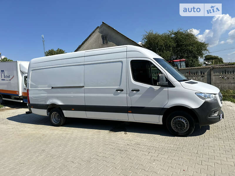 Вантажний фургон Mercedes-Benz Sprinter 2019 в Чернівцях