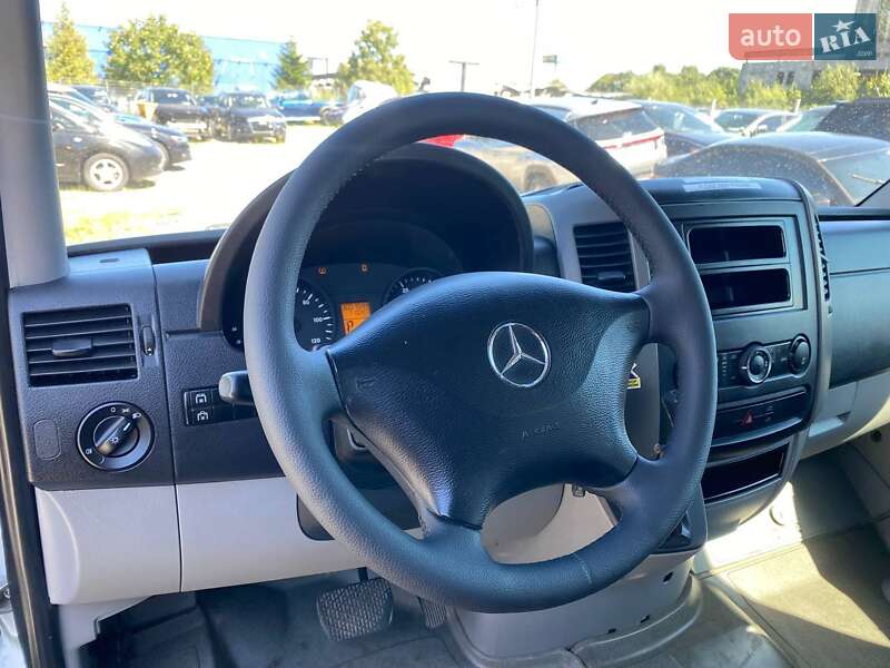 Вантажний фургон Mercedes-Benz Sprinter 2012 в Львові