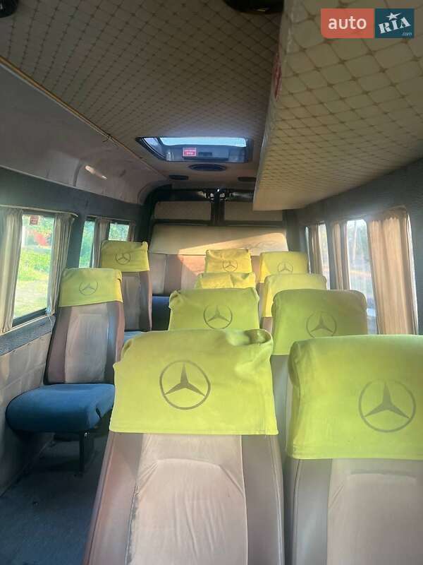 Городской автобус Mercedes-Benz Sprinter 1999 в Кривом Роге