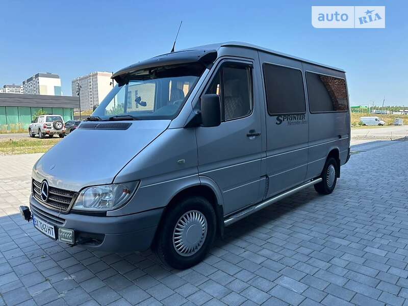 Микроавтобус Mercedes-Benz Sprinter 2004 в Хмельницком фото 2 Микроавтобус Mercedes-Benz Sprinter 2004 в Хмельницком