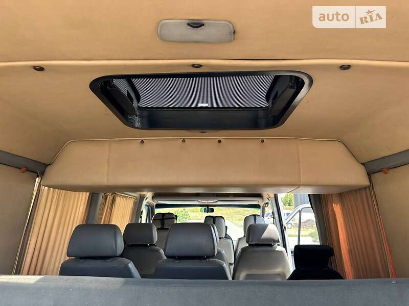 Микроавтобус Mercedes-Benz Sprinter 2004 в Хмельницком фото 11 Микроавтобус Mercedes-Benz Sprinter 2004 в Хмельницком