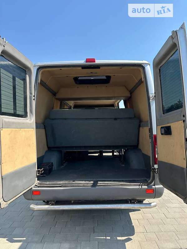 Микроавтобус Mercedes-Benz Sprinter 2004 в Хмельницком фото 10 Микроавтобус Mercedes-Benz Sprinter 2004 в Хмельницком