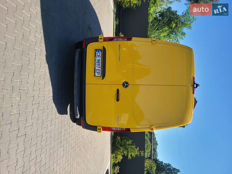 Вантажний фургон Mercedes-Benz Sprinter 2020 в Чернівцях