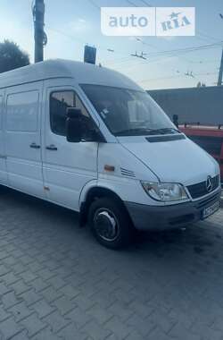 Грузовой фургон Mercedes-Benz Sprinter 2004 в Виннице