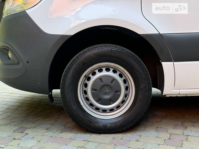 Грузовой фургон Mercedes-Benz Sprinter 2023 в Виннице