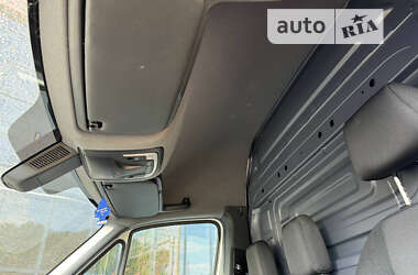 Грузовой фургон Mercedes-Benz Sprinter 2023 в 