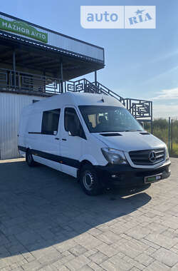 Вантажопасажирський фургон Mercedes-Benz Sprinter 2015 в Тячеві