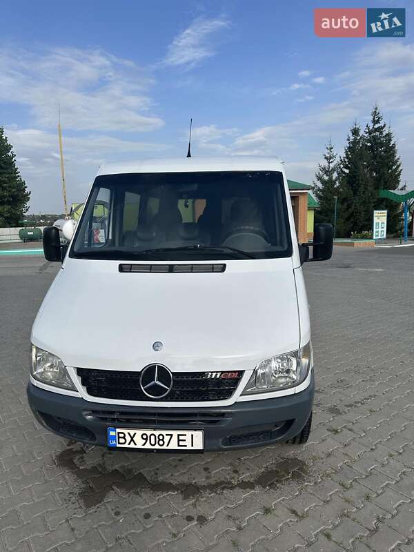 Mercedes-Benz Sprinter 2005
