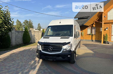 Вантажний фургон Mercedes-Benz Sprinter 2017 в Стрию