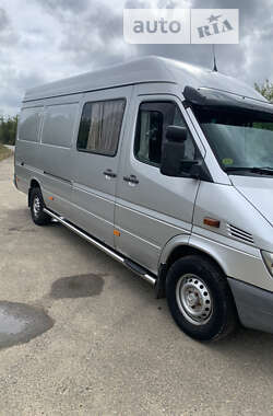 Грузопассажирский фургон Mercedes-Benz Sprinter 2005 в Львове