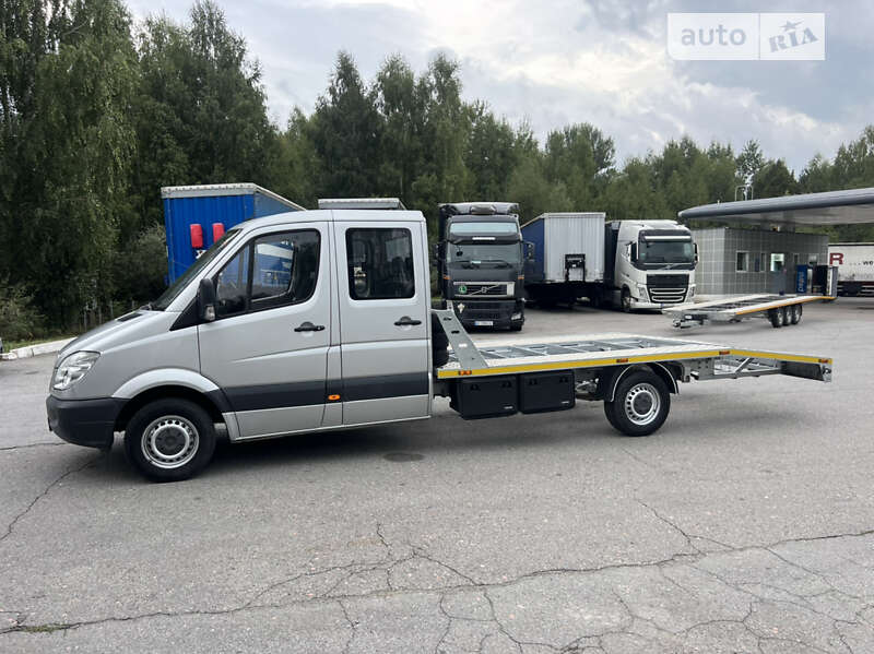 Mercedes-Benz Sprinter 2013