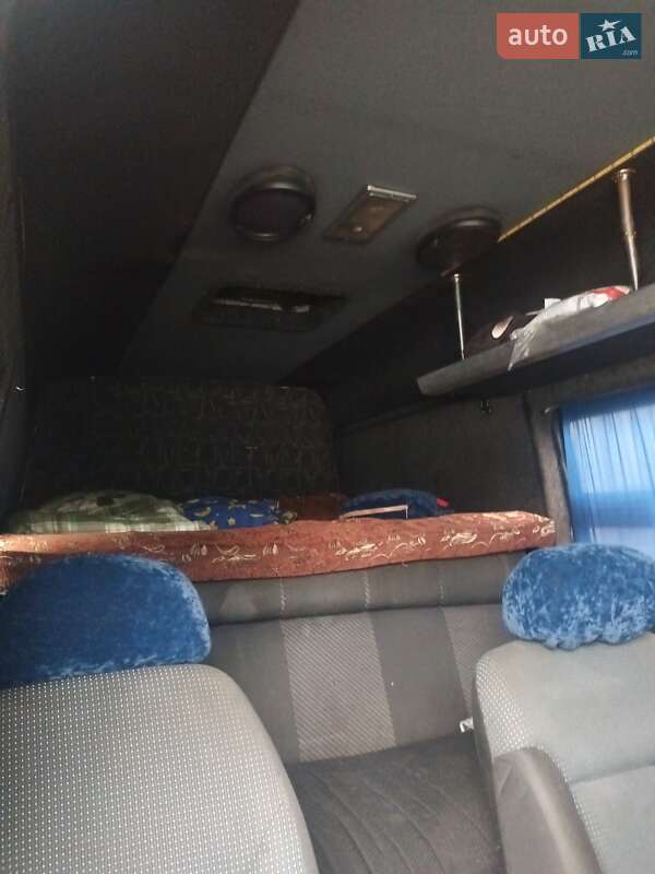 Мікроавтобус Mercedes-Benz Sprinter 2004 в Калуші