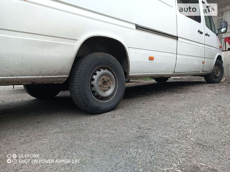 Грузовой фургон Mercedes-Benz Sprinter 2004 в Овидиополе