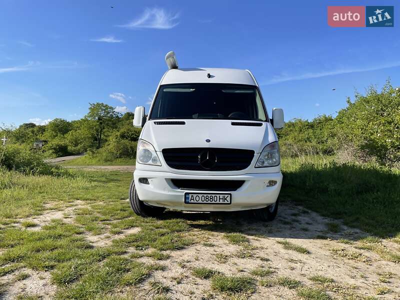 Дом на колесах Mercedes-Benz Sprinter 2011 в Ужгороде